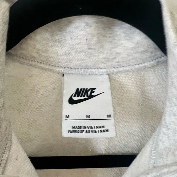 Nike Crop Sleeveless Half-Zip Top in Light Gray Heather - Picture 2 of 4